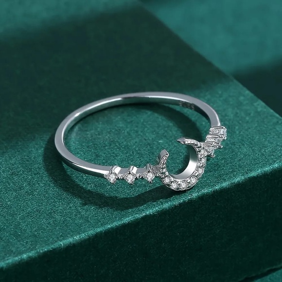925 Crescent Moon CZ Ring - Picture 4 of 5